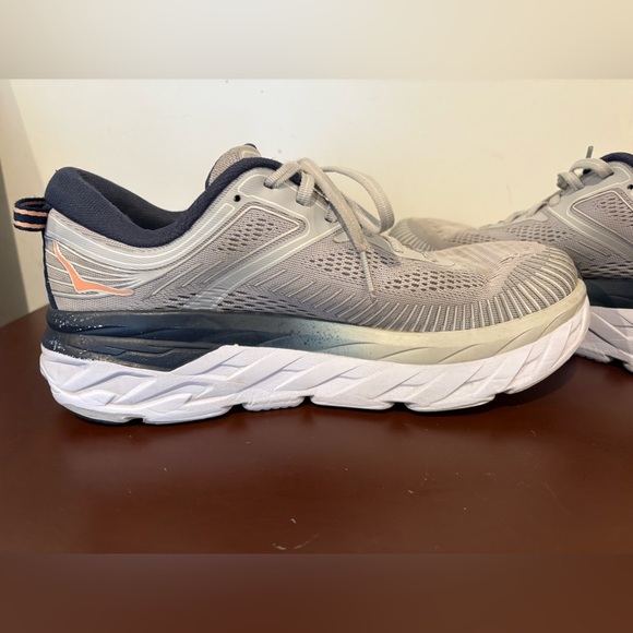 Hoka Bondi 7 Running Sneakers Women’s Size 9.5 Grey Navy and Peach - Picture 9 of 12